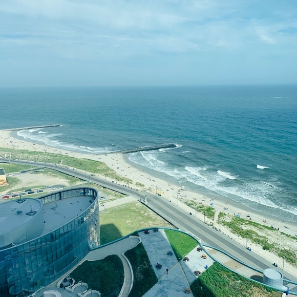 Meet your Posher, Kayla - Picture 2 of 2